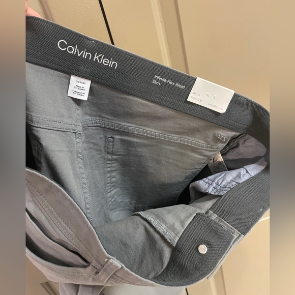 Men’s Calvin Klein Slim fit pants - Picture 5 of 8